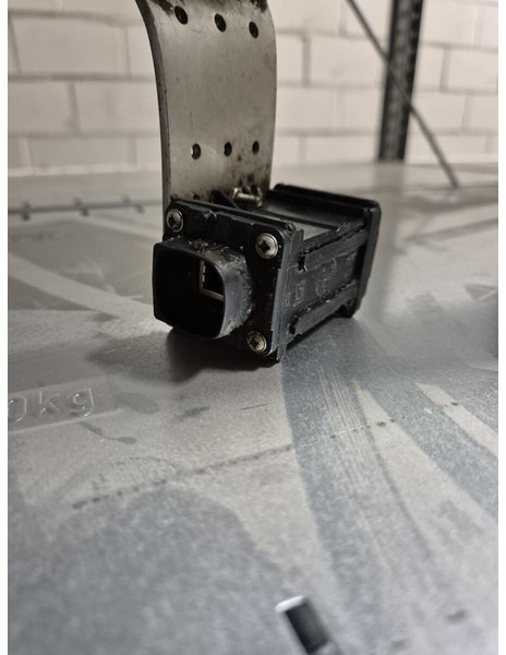 Liebherr R946 LC / A944C Li / A914C li - Body and exterior: picture 1 Liebherr R946 LC / A944C Li / A914C li - Body and exterior: picture 1