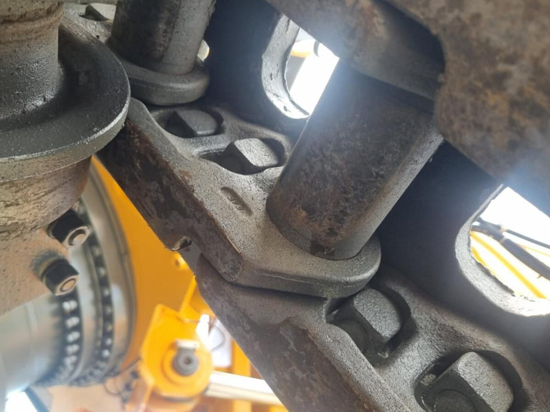 Liebherr R954C - Waste/ Industry handler: picture 5 Liebherr R954C - Waste/ Industry handler: picture 5