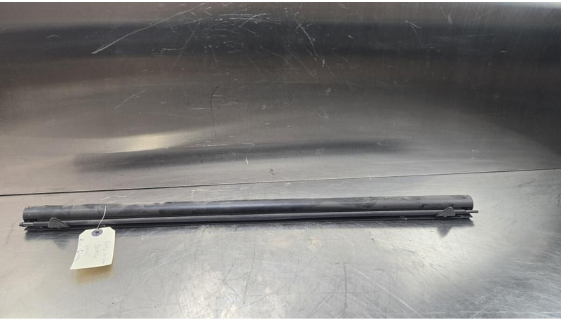 Liebherr (Rolling) - Sun visor: picture 1 Liebherr (Rolling) - Sun visor: picture 1