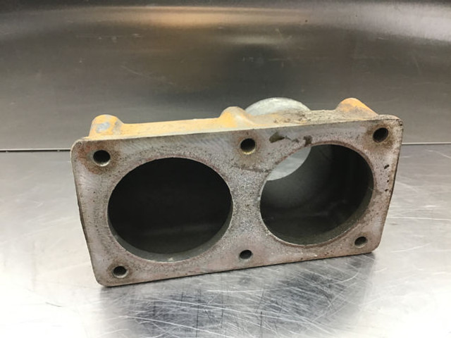 Cooling system Liebherr Thermostat Housing: picture 7 Cooling system Liebherr Thermostat Housing: picture 7