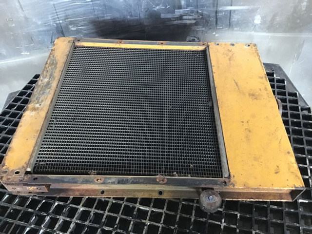 Liebherr Watercooler - Coolant pump: picture 2 Liebherr Watercooler - Coolant pump: picture 2