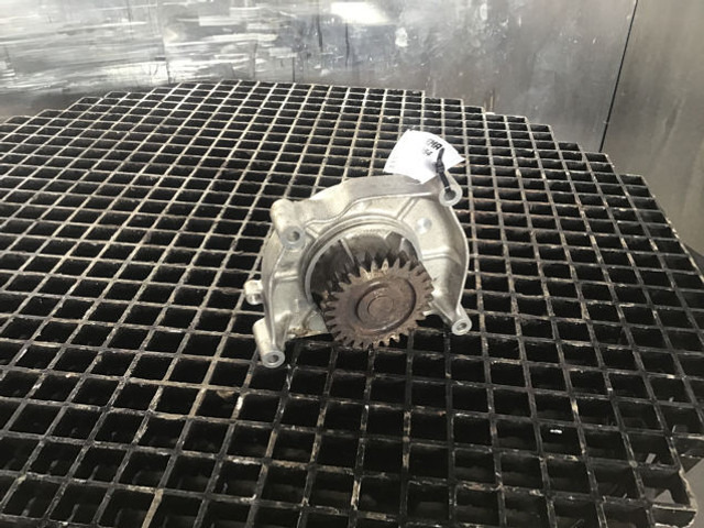 Liebherr Waterpump - Coolant pump: picture 1 Liebherr Waterpump - Coolant pump: picture 1