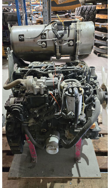Yanmar 4TNV98C-SJLW5 - Engine: picture 1 Yanmar 4TNV98C-SJLW5 - Engine: picture 1