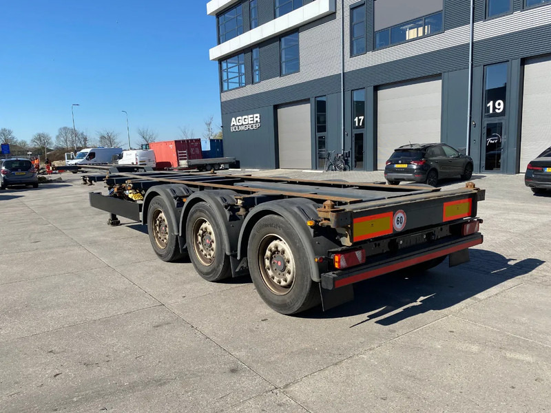 Kögel S24-2 Container Chassis / SAF + Disc / 1x Extendable / 1x Lift Axle - Container transporter/ Swap body semi-trailer: picture 3 Kögel S24-2 Container Chassis / SAF + Disc / 1x Extendable / 1x Lift Axle - Container transporter/ Swap body semi-trailer: picture 3