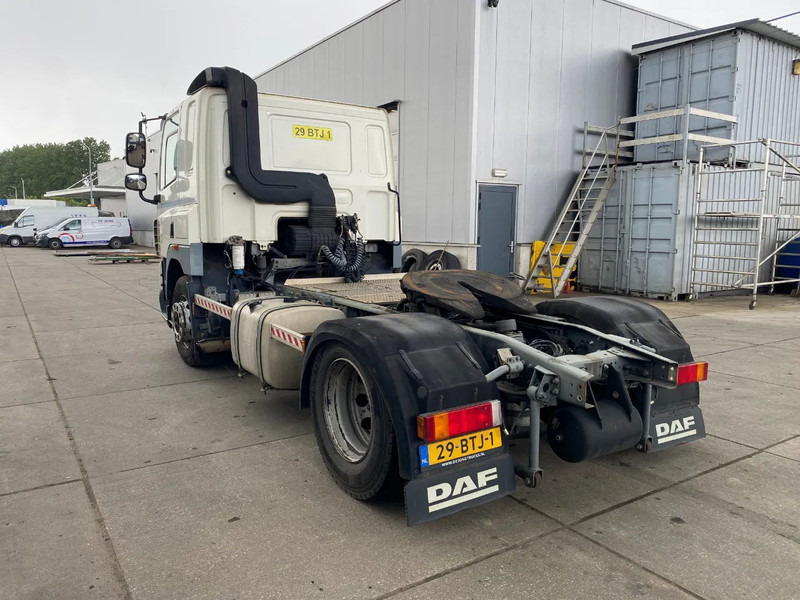 DAF CF 85.410 Sleepcab / ENGINE DAMAGE / ADR / Euro-5 - Tractor unit: picture 4 DAF CF 85.410 Sleepcab / ENGINE DAMAGE / ADR / Euro-5 - Tractor unit: picture 4