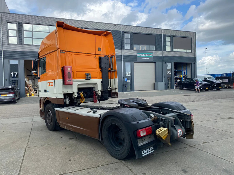 DAF XF 105.460 SSC / 2x Tank / Euro 5 / ADR / BE-Truck / Full Spoilers - Tractor unit: picture 4 DAF XF 105.460 SSC / 2x Tank / Euro 5 / ADR / BE-Truck / Full Spoilers - Tractor unit: picture 4