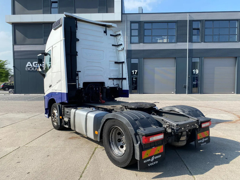 Volvo FH 13.500 Globetrotter XL / I-parkCool / 2x Tank - Tractor unit: picture 4 Volvo FH 13.500 Globetrotter XL / I-parkCool / 2x Tank - Tractor unit: picture 4