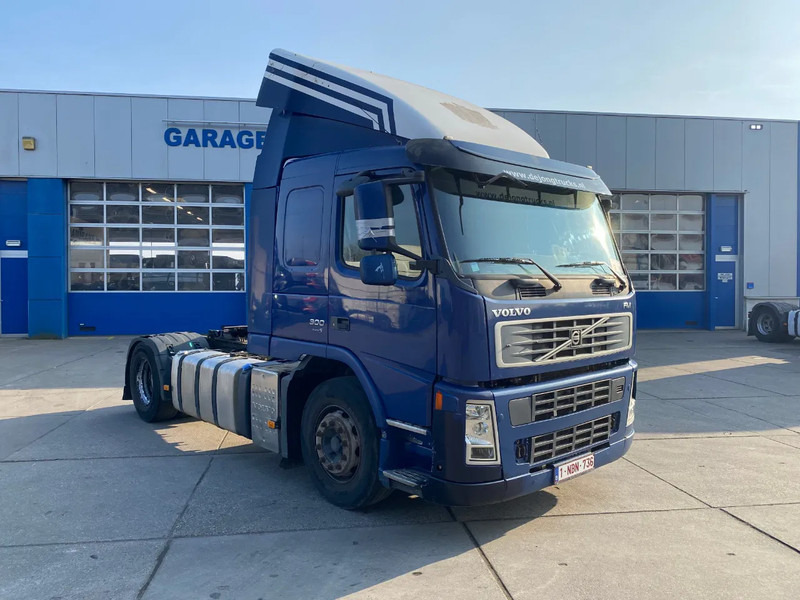 Volvo FM 300 / Euro 5 / Automatic - Tractor unit: picture 3 Volvo FM 300 / Euro 5 / Automatic - Tractor unit: picture 3