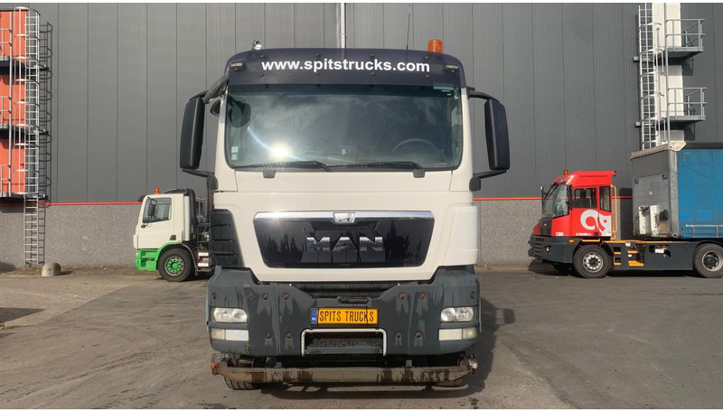 MAN TGS 35.360 LIEBHERR + 9M3 - Concrete mixer truck: picture 2 MAN TGS 35.360 LIEBHERR + 9M3 - Concrete mixer truck: picture 2