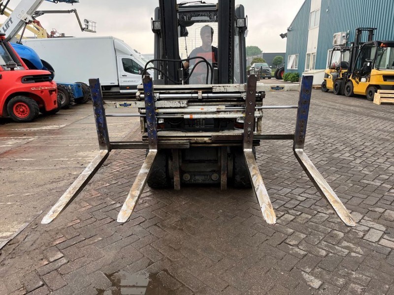 CASCADE 28G2-FDS-B511-RO - Attachment for Material handling equipment: picture 2 CASCADE 28G2-FDS-B511-RO - Attachment for Material handling equipment: picture 2