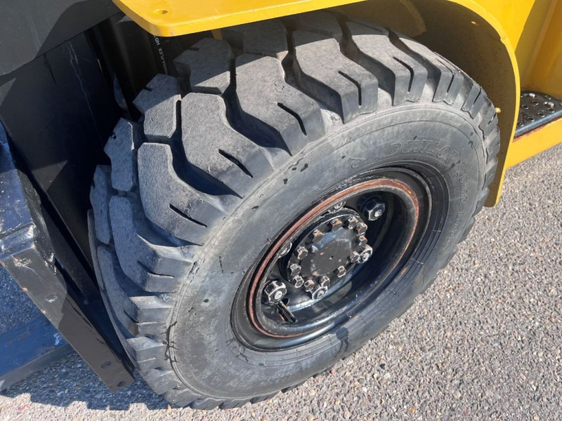 Diesel forklift Caterpillar DP40K2: picture 8