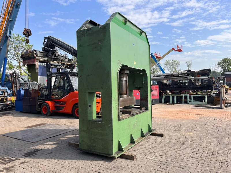 Van de Graaf HVK-300 PRES - Construction machinery: picture 3 Van de Graaf HVK-300 PRES - Construction machinery: picture 3