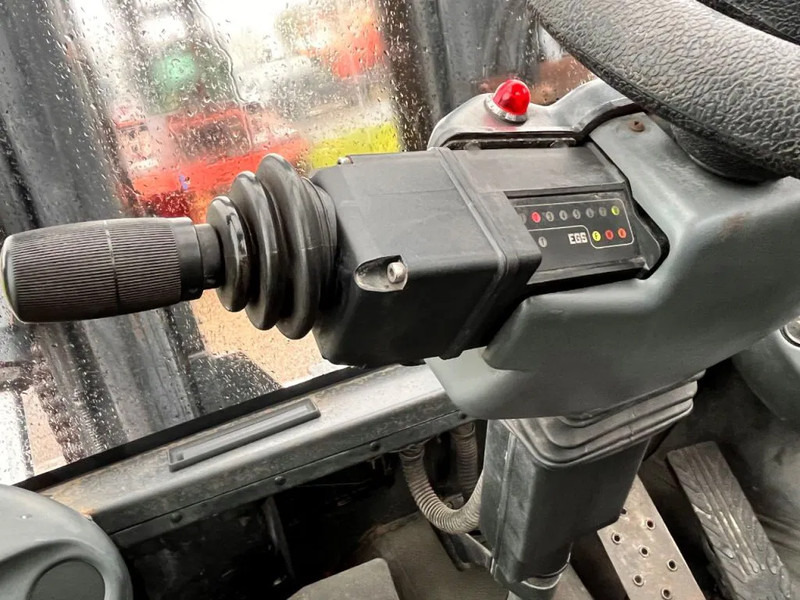 Diesel forklift Linde H160/2: picture 15 Diesel forklift Linde H160/2: picture 15