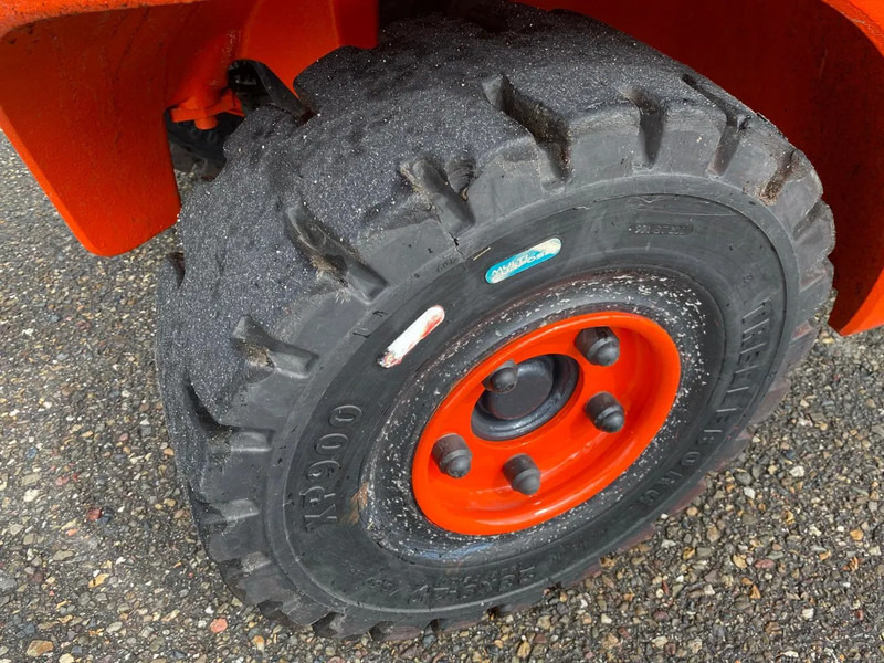 LPG forklift Linde H35T-02: picture 10