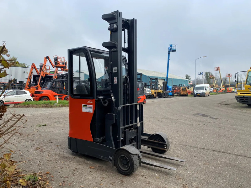 Linde R14G-01 - Reach truck: picture 2 Linde R14G-01 - Reach truck: picture 2