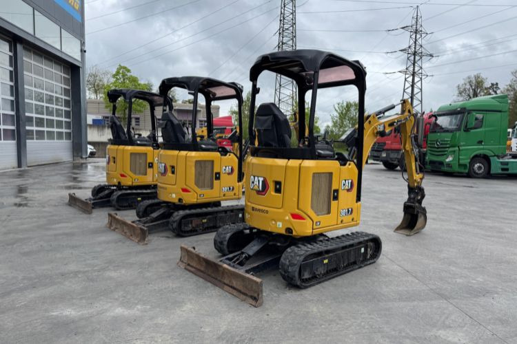 CATERPILLAR | 3 Stück 301.7CR... - Crawler excavator: picture 3 CATERPILLAR | 3 Stück 301.7CR... - Crawler excavator: picture 3