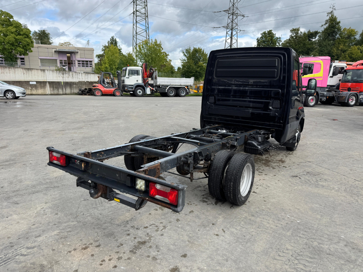 IVECO 35C21 Daily - Cab chassis truck: picture 4 IVECO 35C21 Daily - Cab chassis truck: picture 4