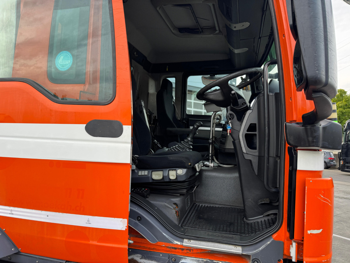 Vacuum truck MAN TGS 35.480 Jurop Kanalreinigung: picture 16