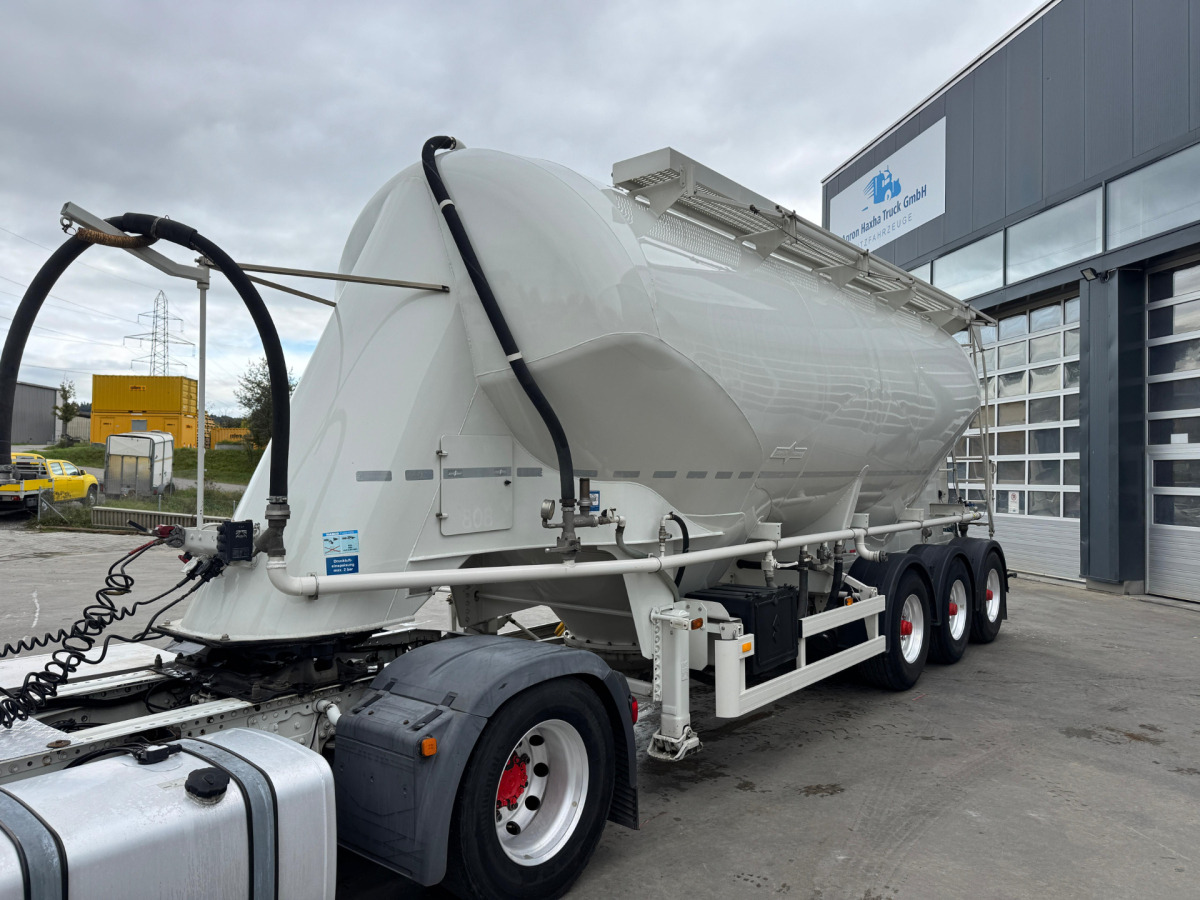 SPITZER 34m3 - Silo semi-trailer: picture 1 SPITZER 34m3 - Silo semi-trailer: picture 1