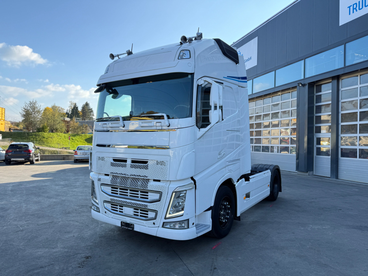 VOLVO FH-500 Standklima XXL 4x2 - Tractor unit: picture 1 VOLVO FH-500 Standklima XXL 4x2 - Tractor unit: picture 1