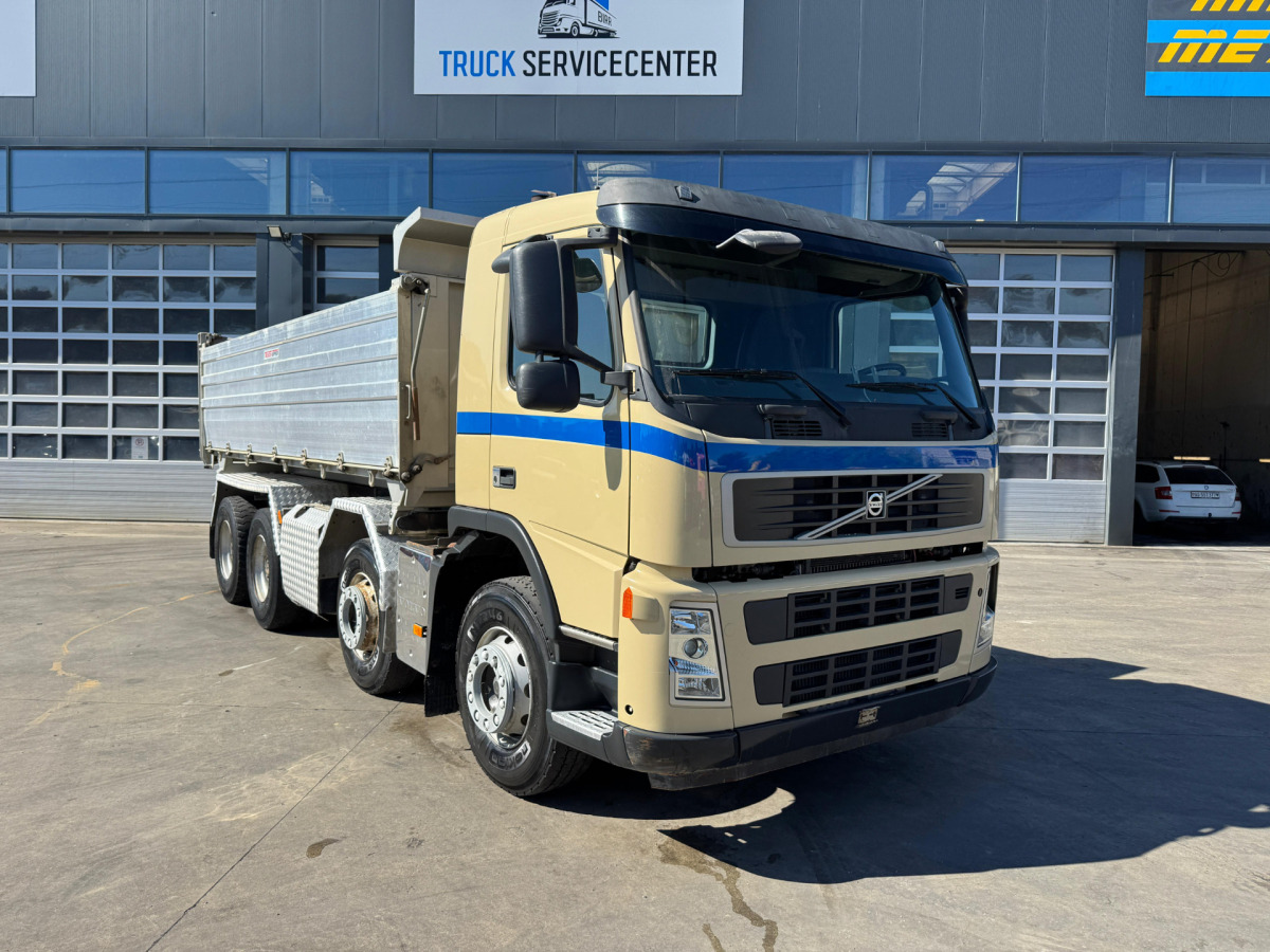 VOLVO FM-440 8x4 3 Seitenkipper AHK - Tipper: picture 4 VOLVO FM-440 8x4 3 Seitenkipper AHK - Tipper: picture 4