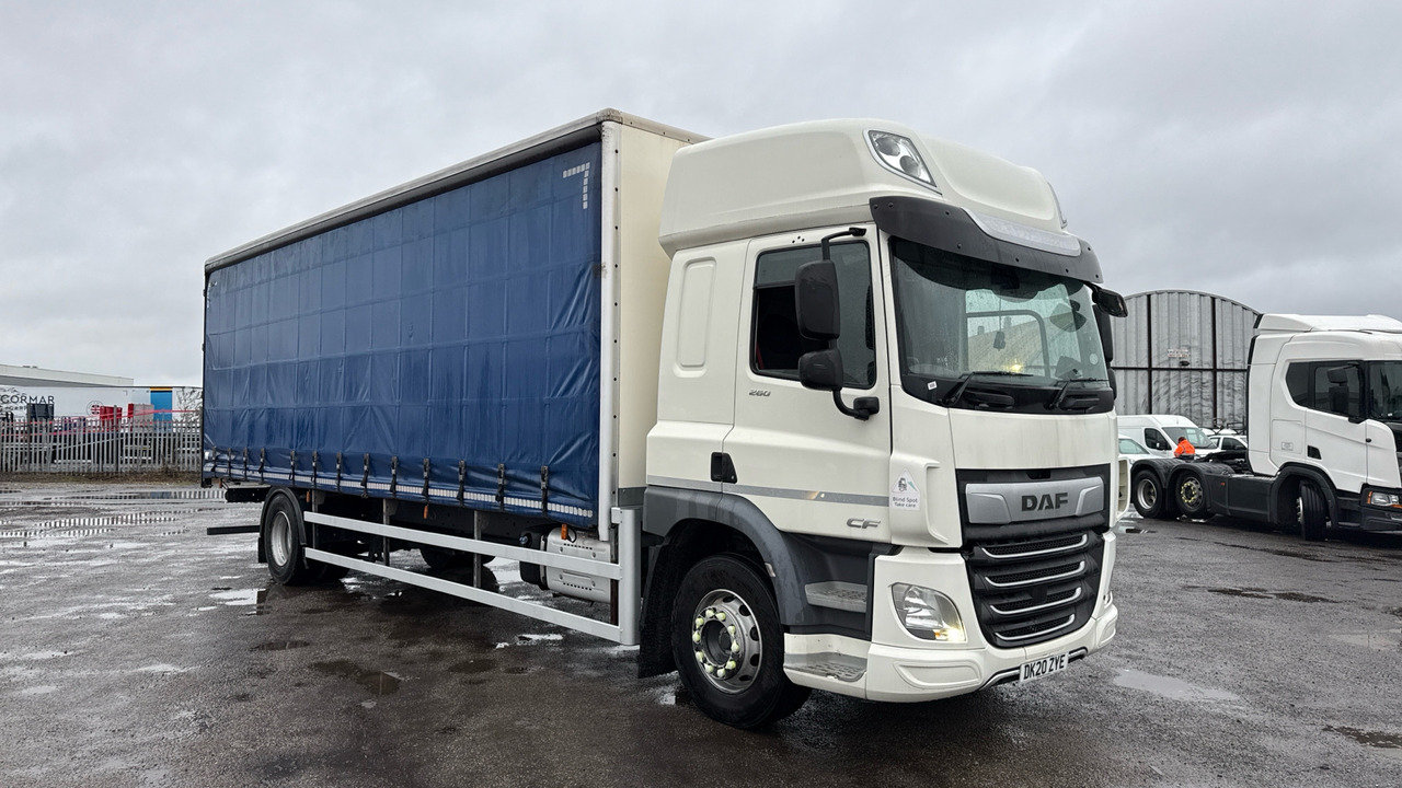 DAF CF 260 - Curtainsider truck: picture 1 DAF CF 260 - Curtainsider truck: picture 1