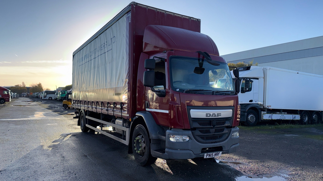 DAF LF 250 - Curtainsider truck: picture 1 DAF LF 250 - Curtainsider truck: picture 1