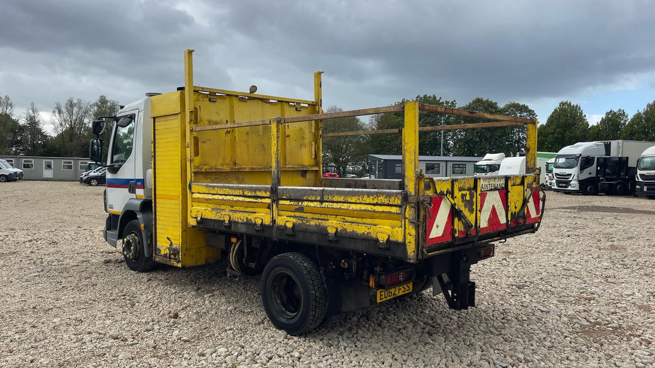DAF LF 45.180 - Dropside/ Flatbed truck: picture 3 DAF LF 45.180 - Dropside/ Flatbed truck: picture 3