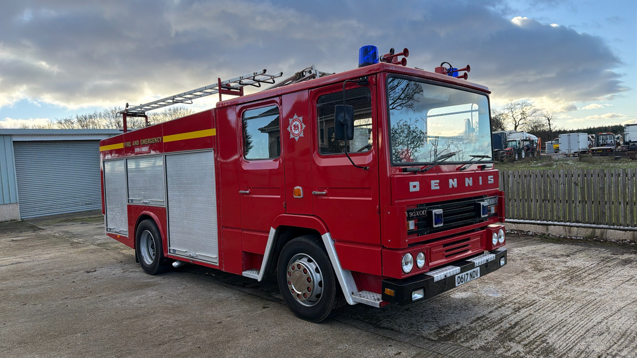 DENNIS RS 135 - Fire truck: picture 1 DENNIS RS 135 - Fire truck: picture 1