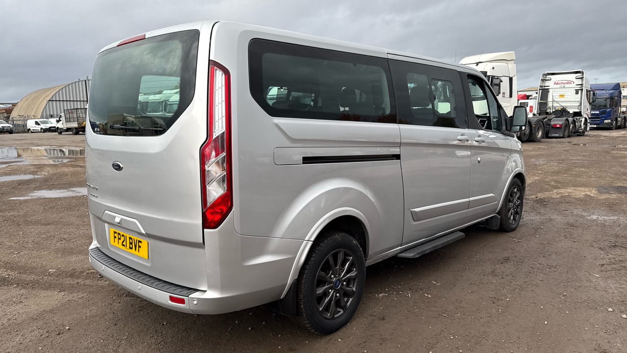 FORD TOURNEO CUSTOM 320TI X 2.0 ECOBLUE 185PS - Minibus, Passenger van: picture 4 FORD TOURNEO CUSTOM 320TI X 2.0 ECOBLUE 185PS - Minibus, Passenger van: picture 4
