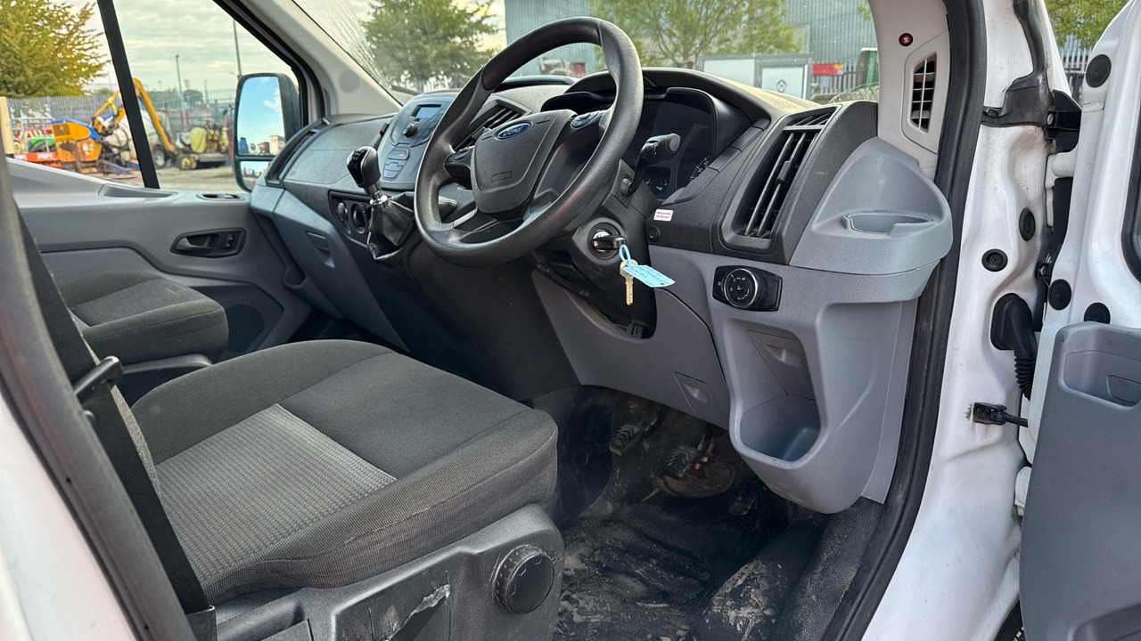 FORD TRANSIT 350 2.0 TDCI 130PS - Panel van: picture 5 FORD TRANSIT 350 2.0 TDCI 130PS - Panel van: picture 5
