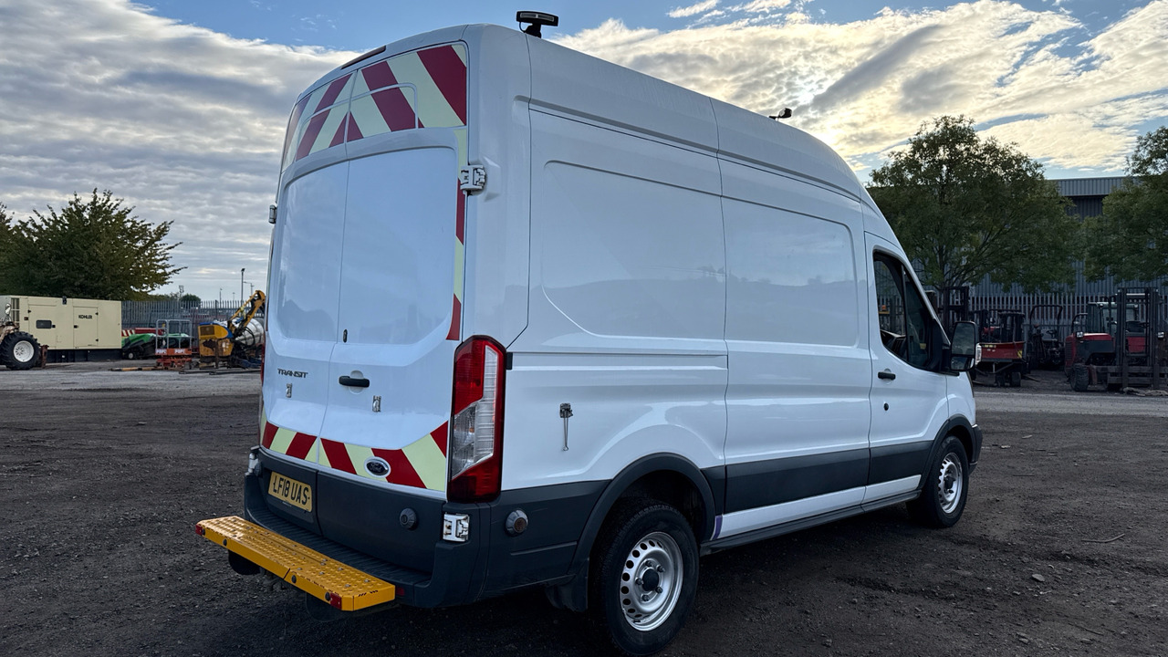 FORD TRANSIT 350 2.0 TDCI 130PS - Panel van: picture 4 FORD TRANSIT 350 2.0 TDCI 130PS - Panel van: picture 4