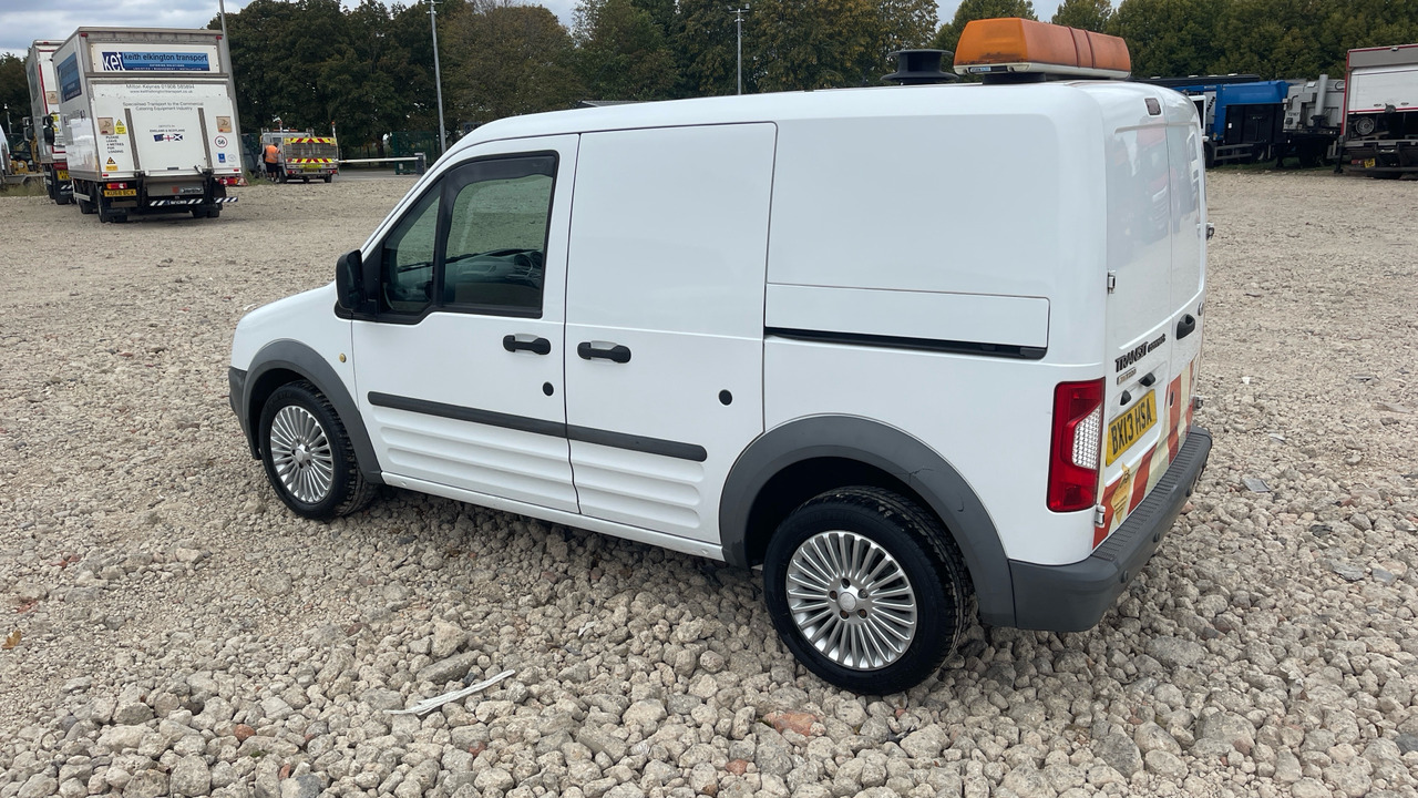 FORD TRANSIT CONNECT 220 1.8 TDCi 75ps - Small van: picture 3 FORD TRANSIT CONNECT 220 1.8 TDCi 75ps - Small van: picture 3