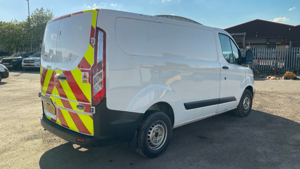 FORD TRANSIT CUSTOM 280 2.0 TDCI 105PS - Panel van: picture 4 FORD TRANSIT CUSTOM 280 2.0 TDCI 105PS - Panel van: picture 4