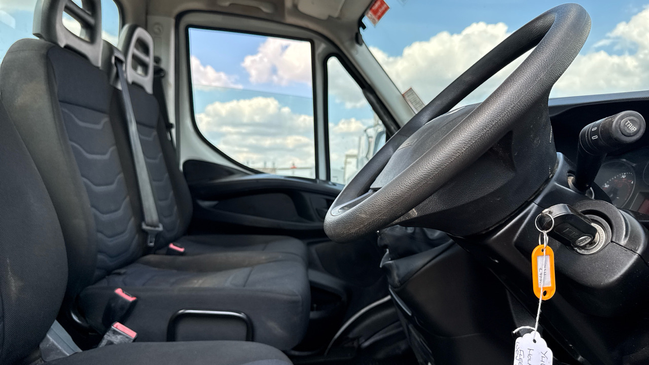 IVECO DAILY 72-180 3.0 4350WB - Dropside/ Flatbed truck: picture 5 IVECO DAILY 72-180 3.0 4350WB - Dropside/ Flatbed truck: picture 5