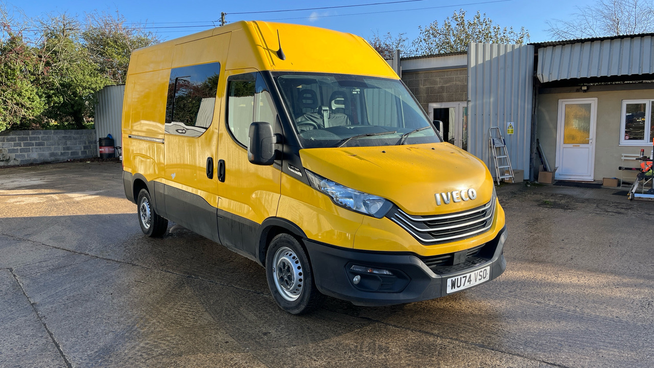 Iveco Daily 35-140 - Combi van: picture 1 Iveco Daily 35-140 - Combi van: picture 1