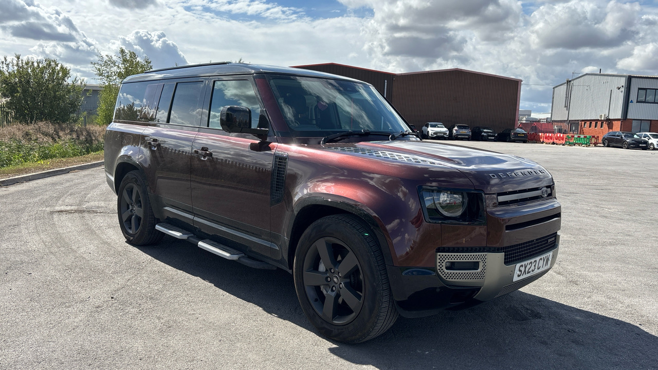 LAND ROVER DEFENDER 3.0 D300 X-Dynamic HSE 130 - SUV: picture 1 LAND ROVER DEFENDER 3.0 D300 X-Dynamic HSE 130 - SUV: picture 1