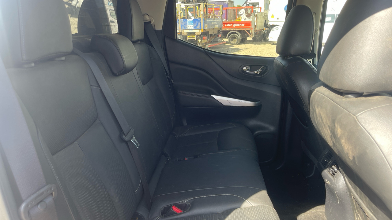 Pickup truck, Combi van NISSAN NAVARA 2.3 DCI 190PS: picture 14