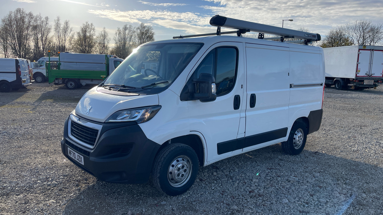 PEUGEOT BOXER 333 2.2 BLUE HDI 120PS - Small van: picture 2 PEUGEOT BOXER 333 2.2 BLUE HDI 120PS - Small van: picture 2