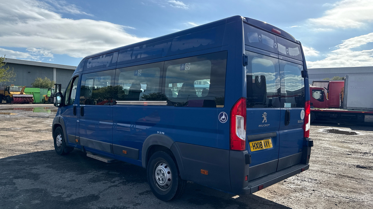 PEUGEOT BOXER 440 2.0 BlueHDi 130ps - Minibus, Passenger van: picture 3 PEUGEOT BOXER 440 2.0 BlueHDi 130ps - Minibus, Passenger van: picture 3