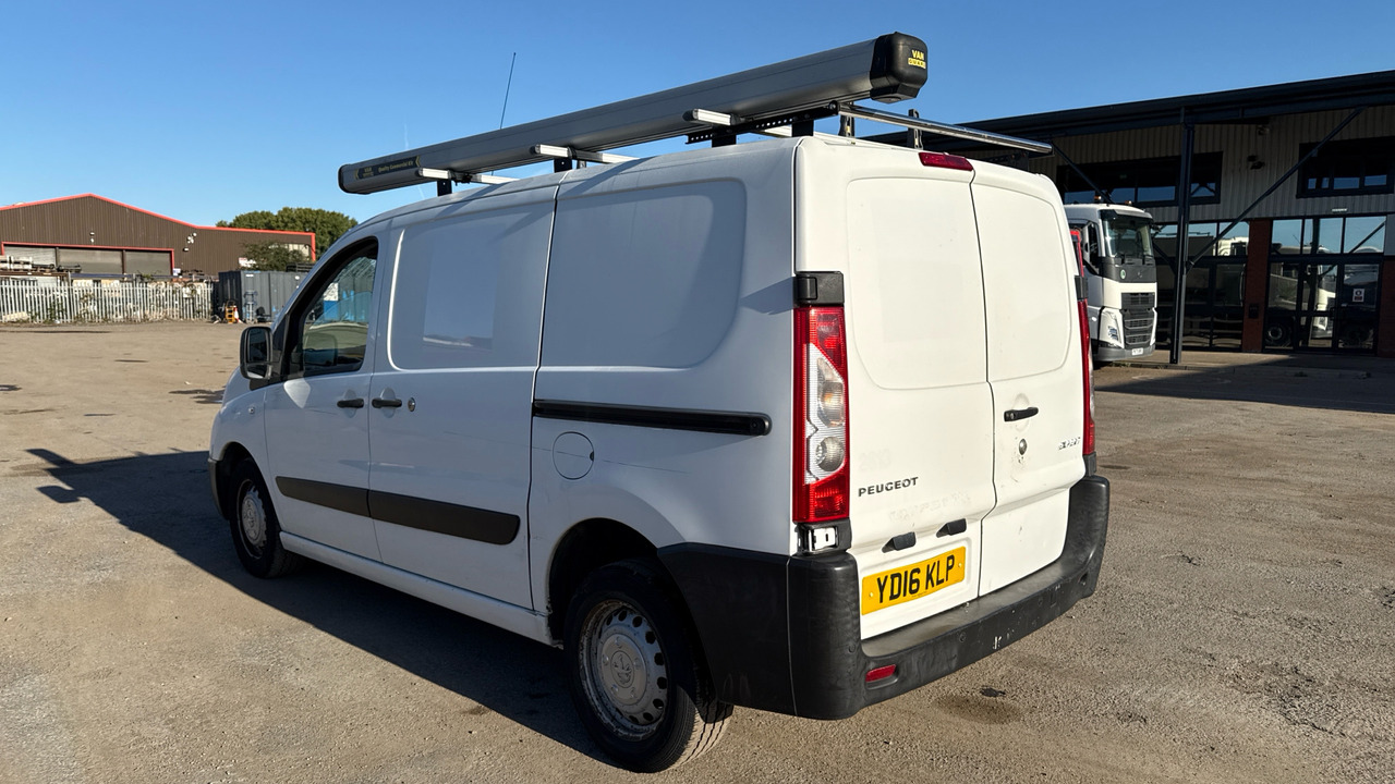 PEUGEOT EXPERT 1000 1.6 HDi 90PS H1 - Small van: picture 3 PEUGEOT EXPERT 1000 1.6 HDi 90PS H1 - Small van: picture 3