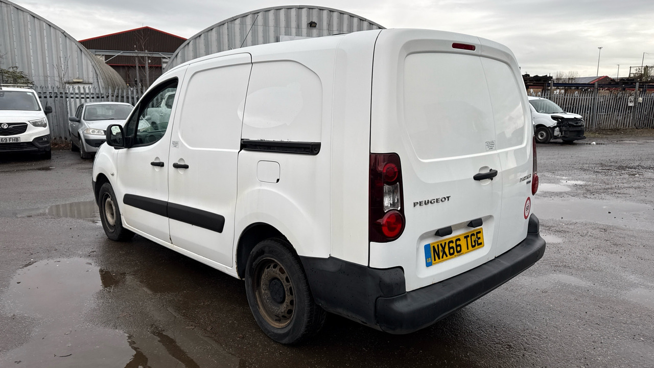 Peugeot Partner 750 SE 1.6 BLUEHDI 100PS - Small van: picture 3 Peugeot Partner 750 SE 1.6 BLUEHDI 100PS - Small van: picture 3