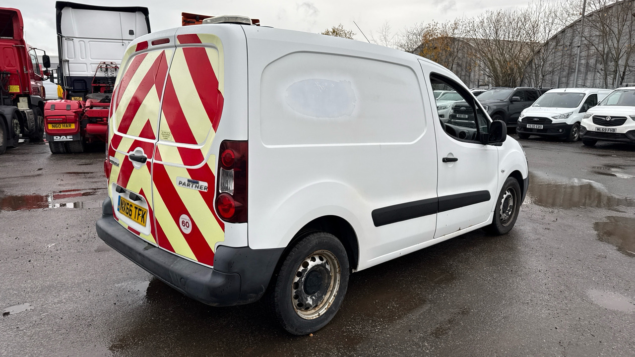 Peugeot Partner 850 SE 1.6 BLUEHDI 100PS - Small van: picture 4 Peugeot Partner 850 SE 1.6 BLUEHDI 100PS - Small van: picture 4