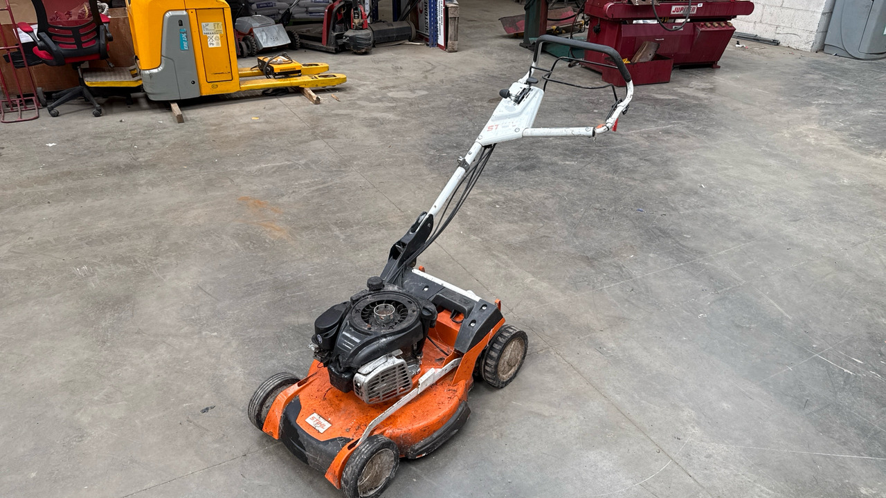 STIHL - Construction equipment: picture 2 STIHL - Construction equipment: picture 2