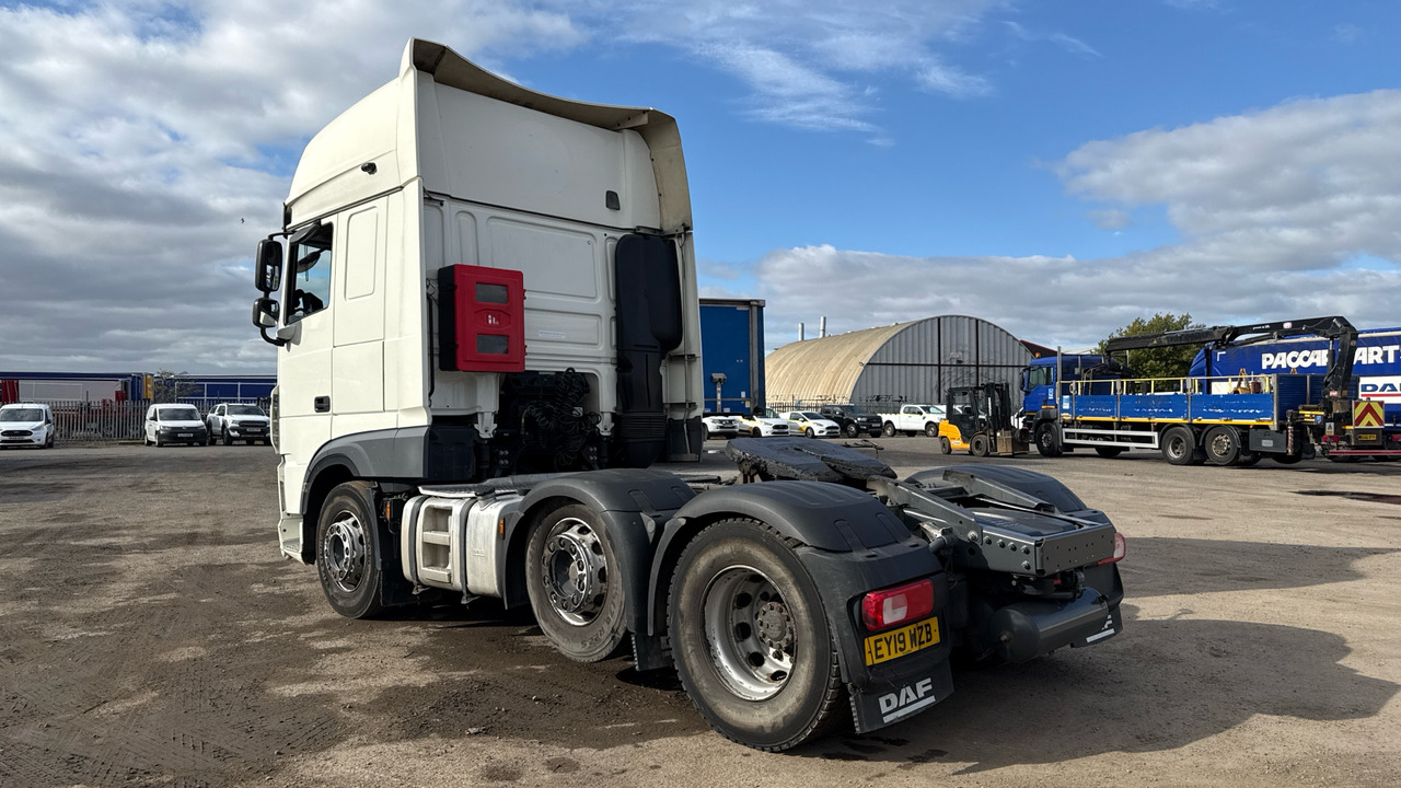 DAF XF 530 - Tractor unit: picture 3 DAF XF 530 - Tractor unit: picture 3