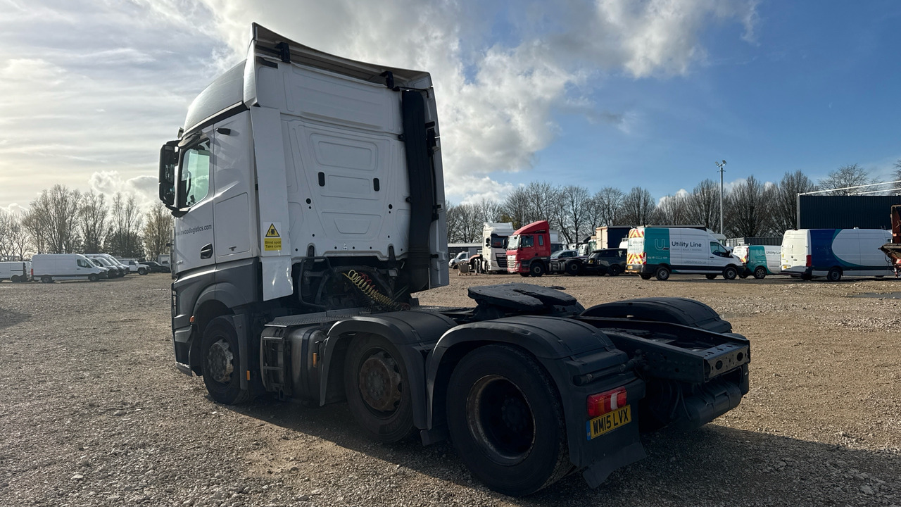 MERCEDES-BENZ ACTROS 2545 - Tractor unit: picture 3 MERCEDES-BENZ ACTROS 2545 - Tractor unit: picture 3