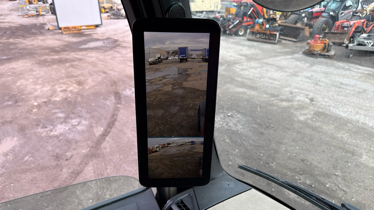 Tractor unit MERCEDES-BENZ ACTROS 2545: picture 17