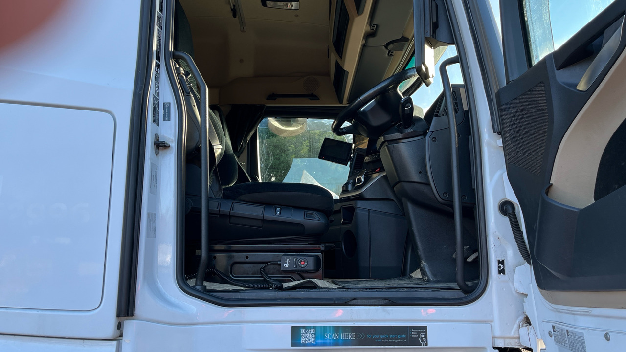 Mercedes-Benz Actros 2545 - Tractor unit: picture 5 Mercedes-Benz Actros 2545 - Tractor unit: picture 5