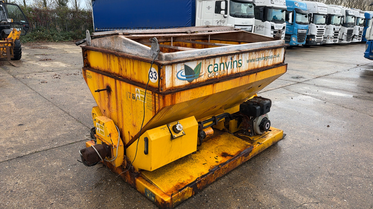 VALE GRITTER BODY - Sand/ Salt spreader: picture 1 VALE GRITTER BODY - Sand/ Salt spreader: picture 1