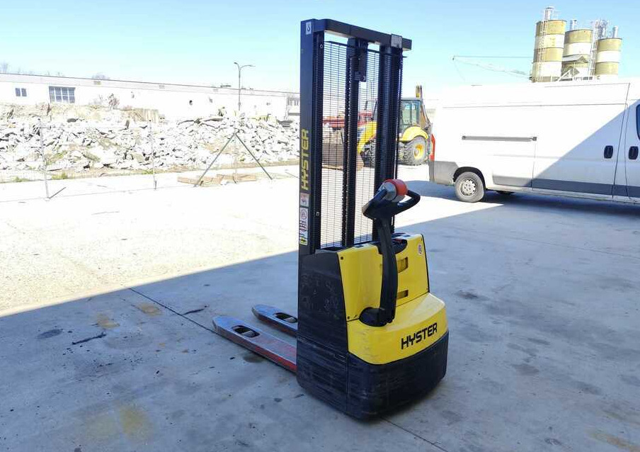 Hyster S1.0E - Stacker: picture 2 Hyster S1.0E - Stacker: picture 2
